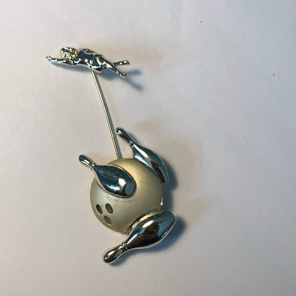 Rare Vintage BOWLING Action Pin - Picture 9 of 9